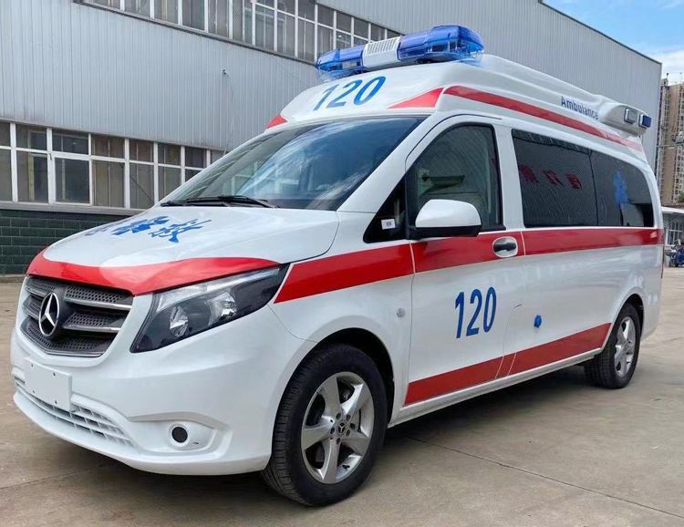 改则县奔驰救护车